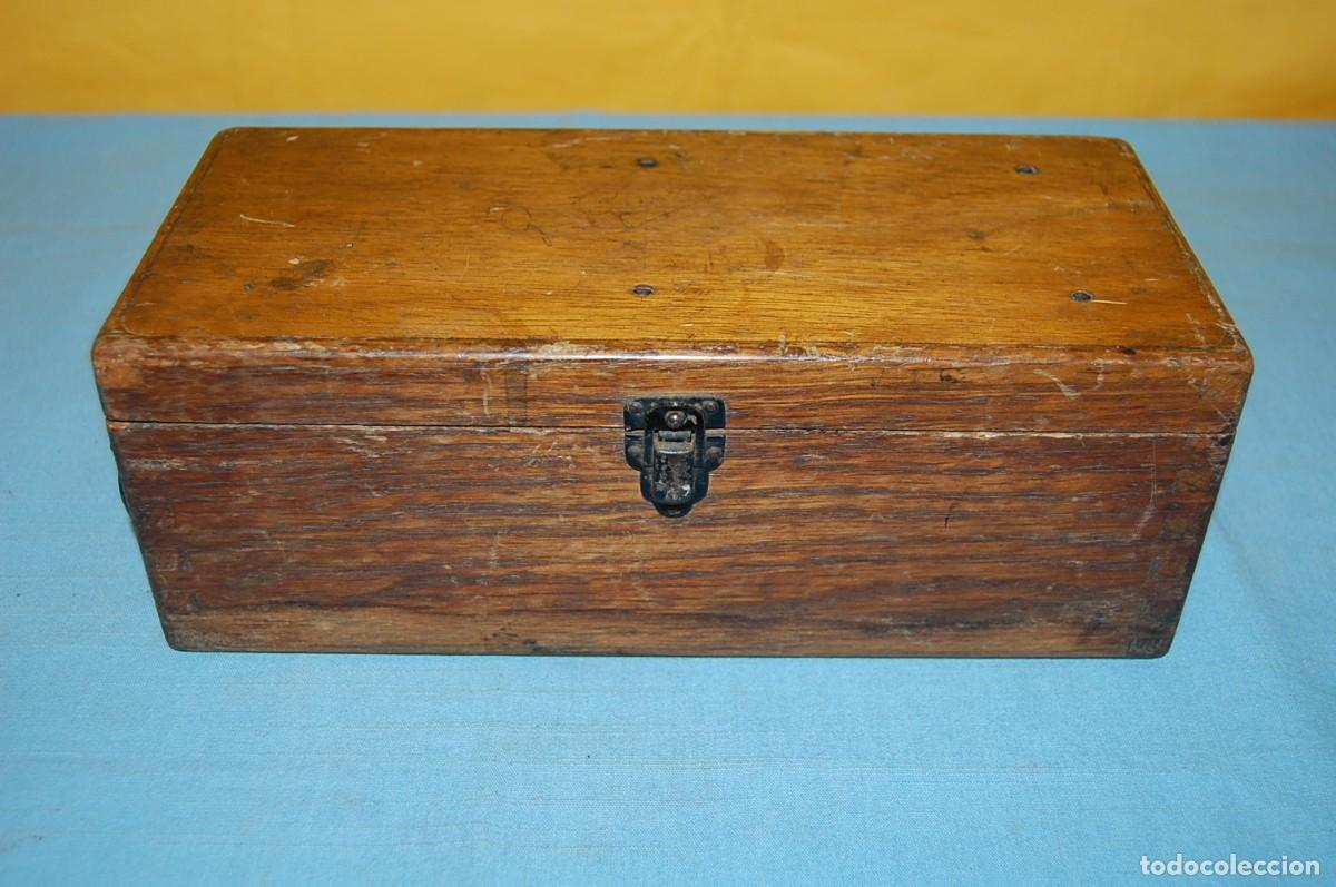Antig&uuml;edades: APARATO TECNICO EN CAJA - Foto 7