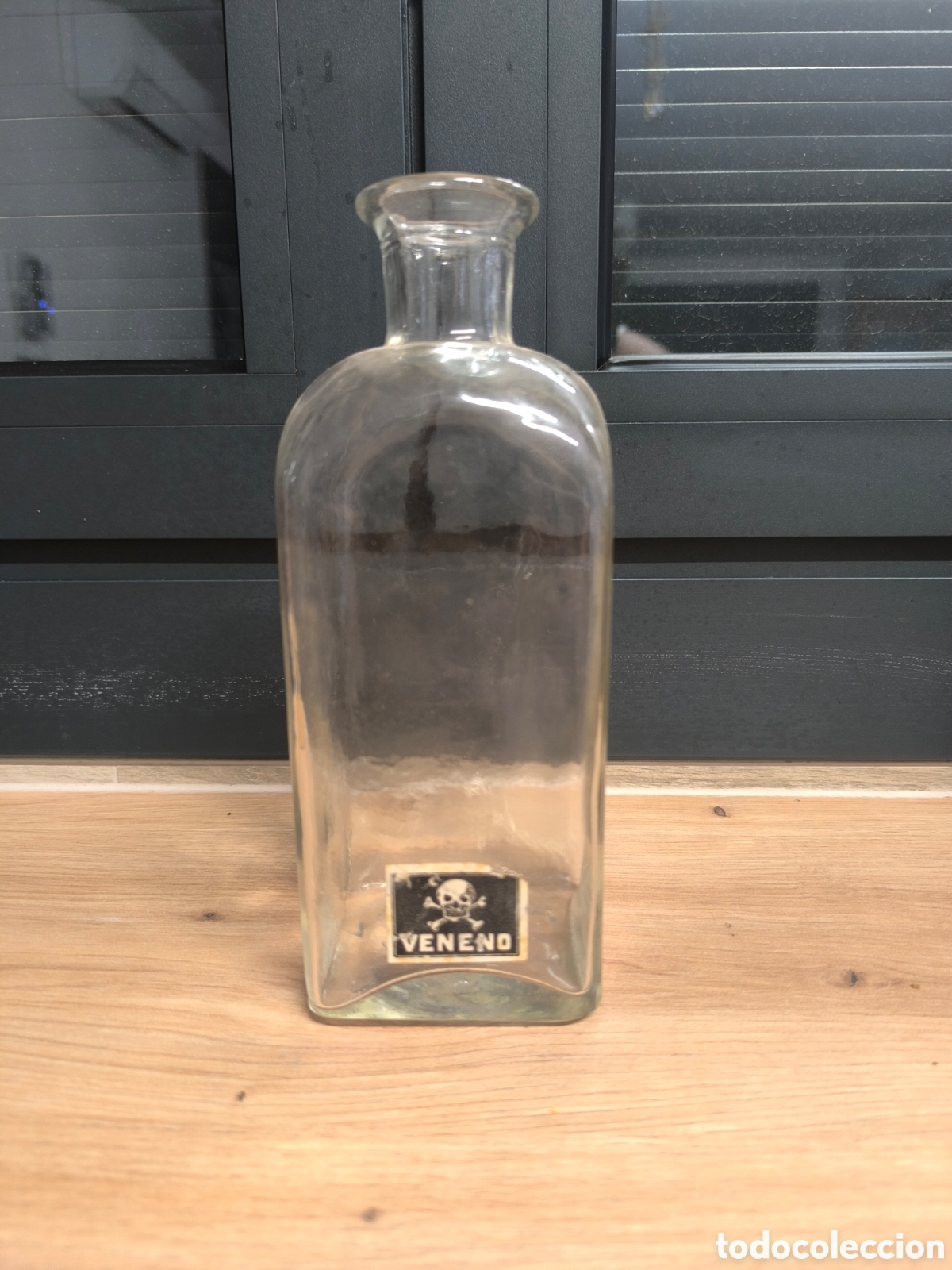 Antig&uuml;edades: Botella farmacia veneno - Foto 1