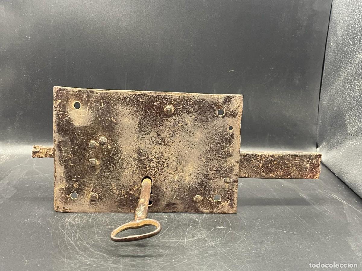 Antig&uuml;edades: CERRADURA CON LLAVE ORIGINAL - Foto 5