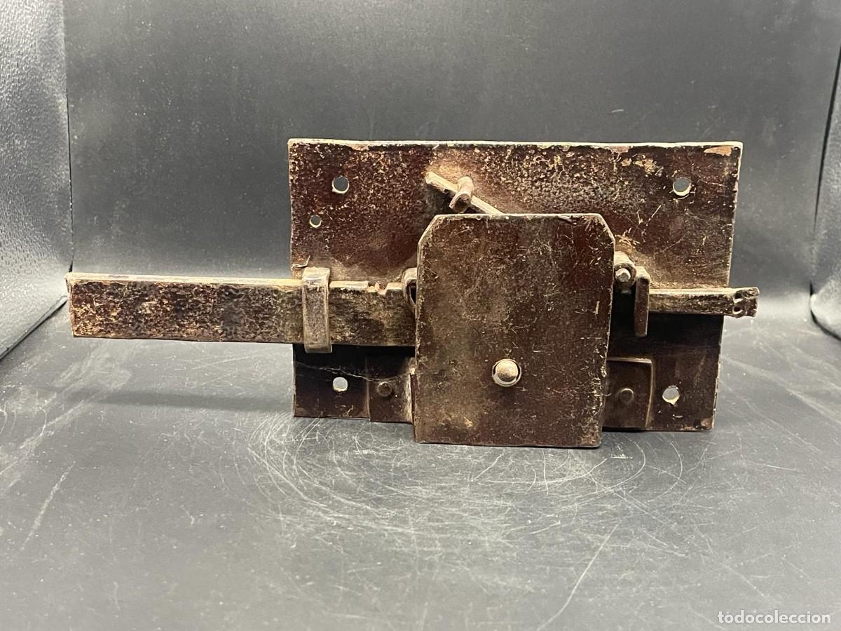 Antig&uuml;edades: CERRADURA CON LLAVE ORIGINAL - Foto 6