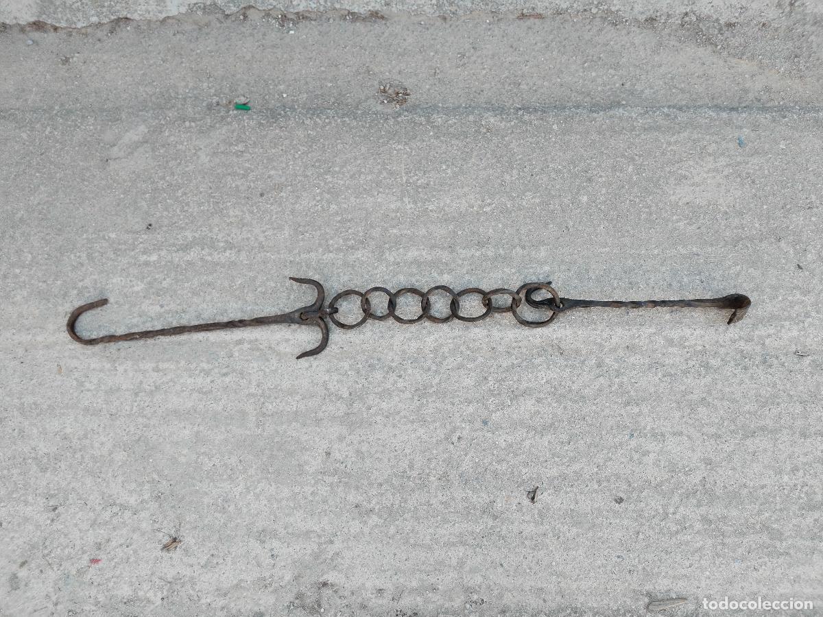 Antig&uuml;edades: cadena forja de chimenea - Foto 1