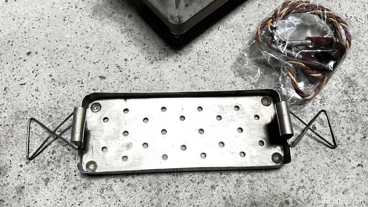 Antig&uuml;edades: CAJA DE ESTERILIZACION MEDICA. - Foto 11