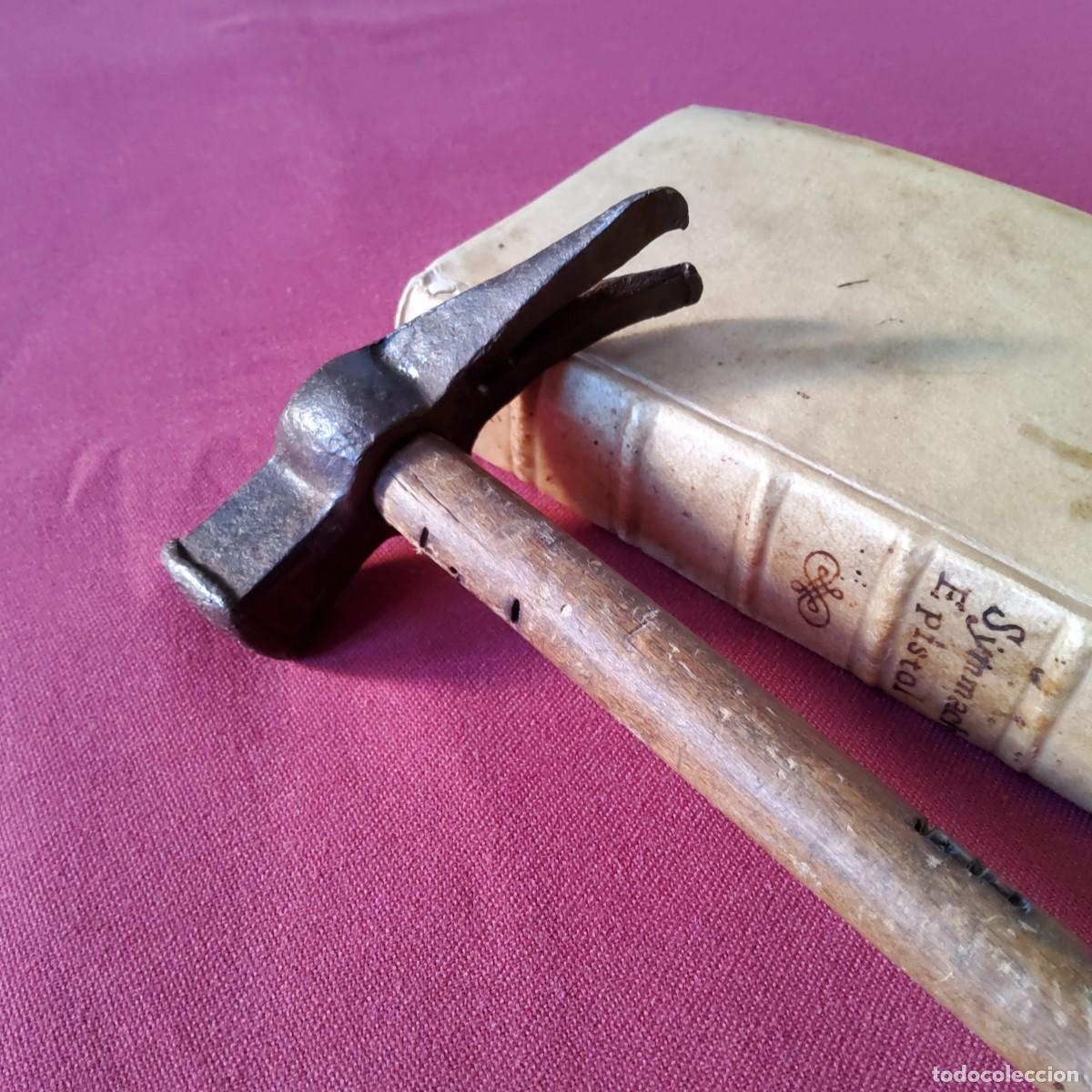 Antig&uuml;edades: MARTILLO ANTIGUO DE HIERRO FORJADO - Foto 1