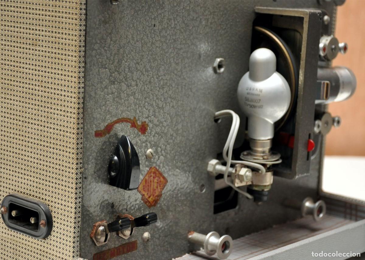 Antig&uuml;edades: ANTIGUO PROYECTOR DE CINE 8 MM JUCA - Foto 4