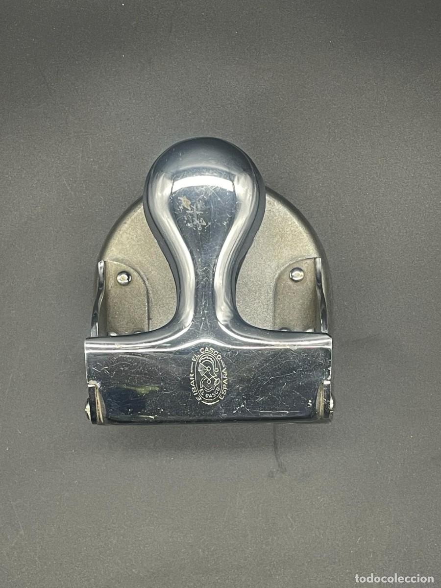 Antig&uuml;edades: PERFORADORA EL CASCO -EIBAR- DE HIERRO NIQUELADO - Foto 2