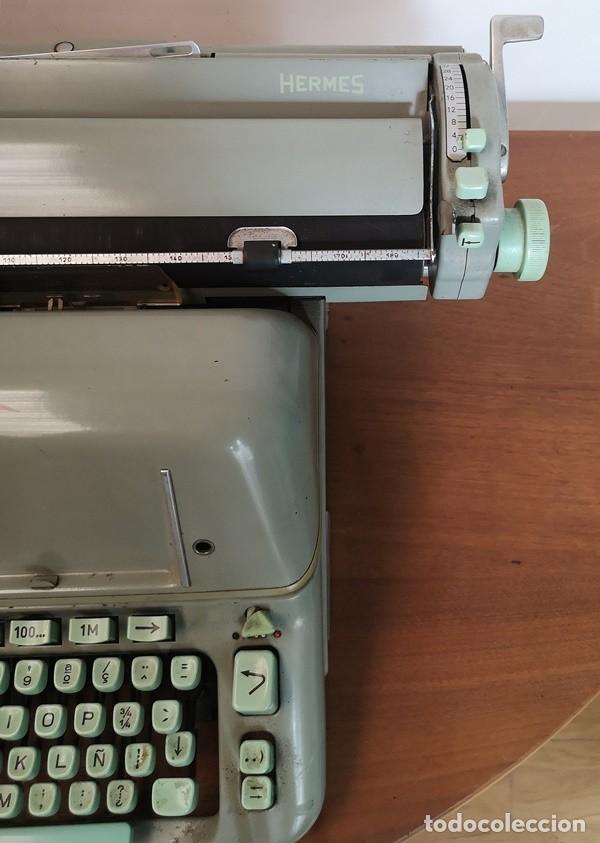 Antig&uuml;edades: M&aacute;quina de Escribir Hermes Ambassador - Foto 5
