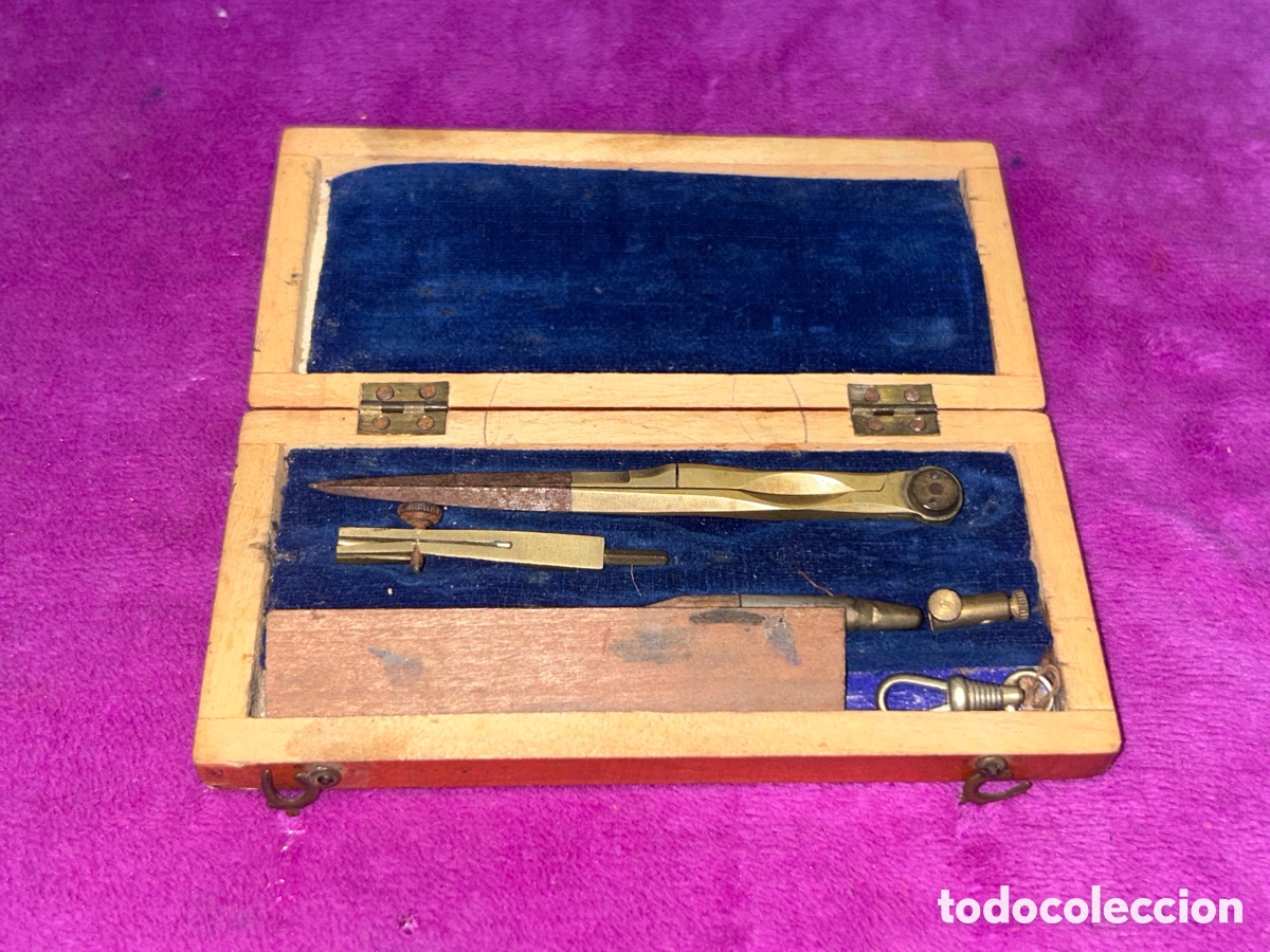 Antig&uuml;edades: ANTIGUO COMP&Aacute;S EN CAJA DE MADERA - Foto 1