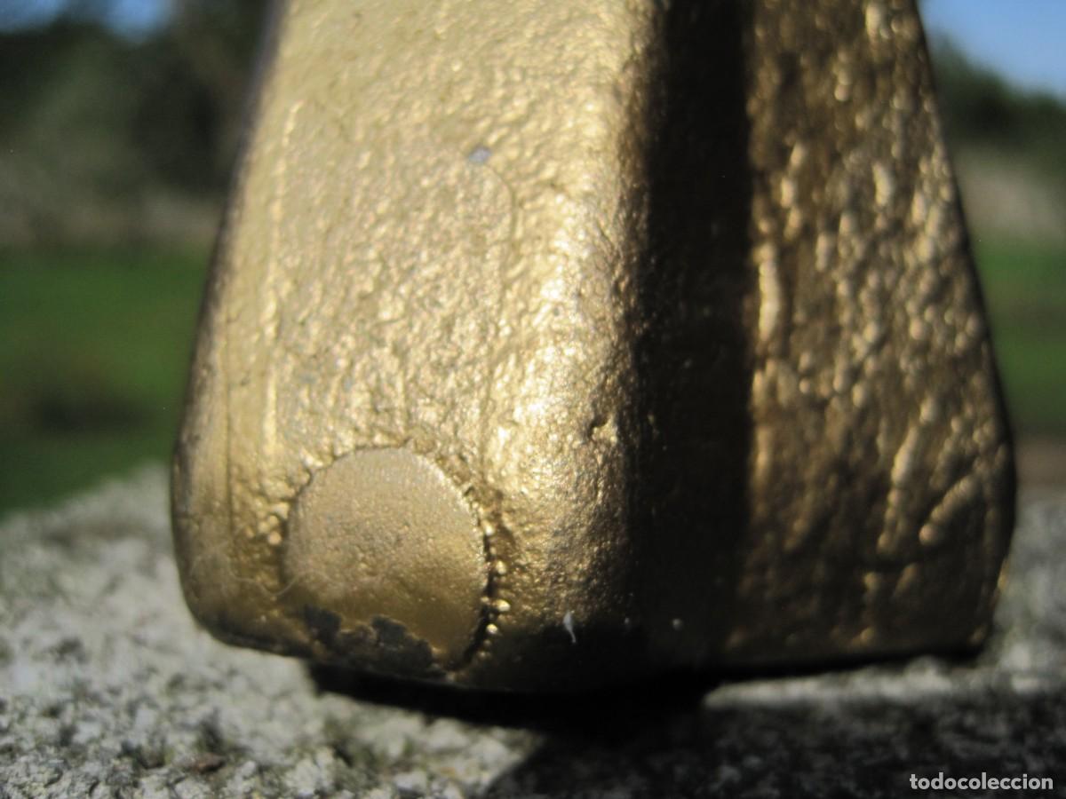 Antig&uuml;edades: GRAN CU&Ntilde;A DE BRONCE PARA EL TRABAJO DE LA MADERA - Foto 5