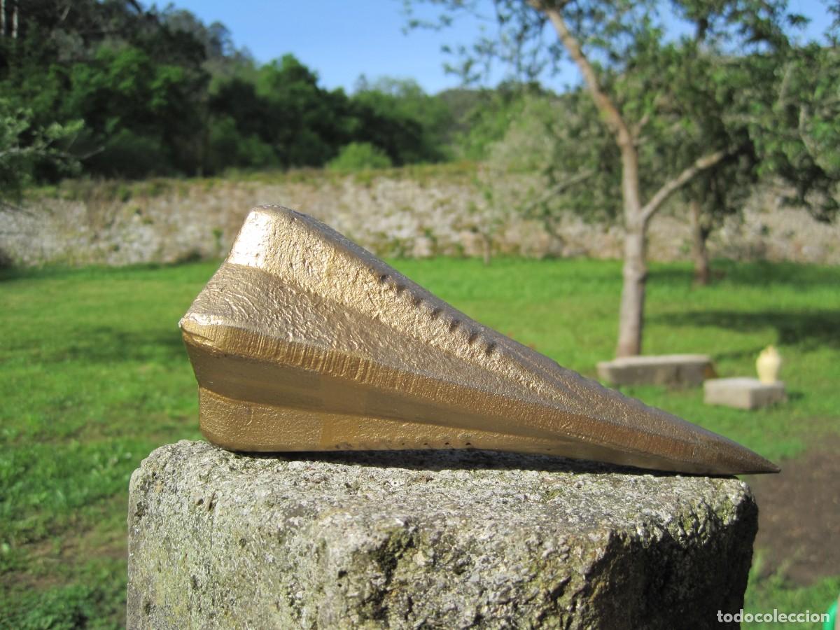 Antig&uuml;edades: GRAN CU&Ntilde;A DE BRONCE PARA EL TRABAJO DE LA MADERA - Foto 6