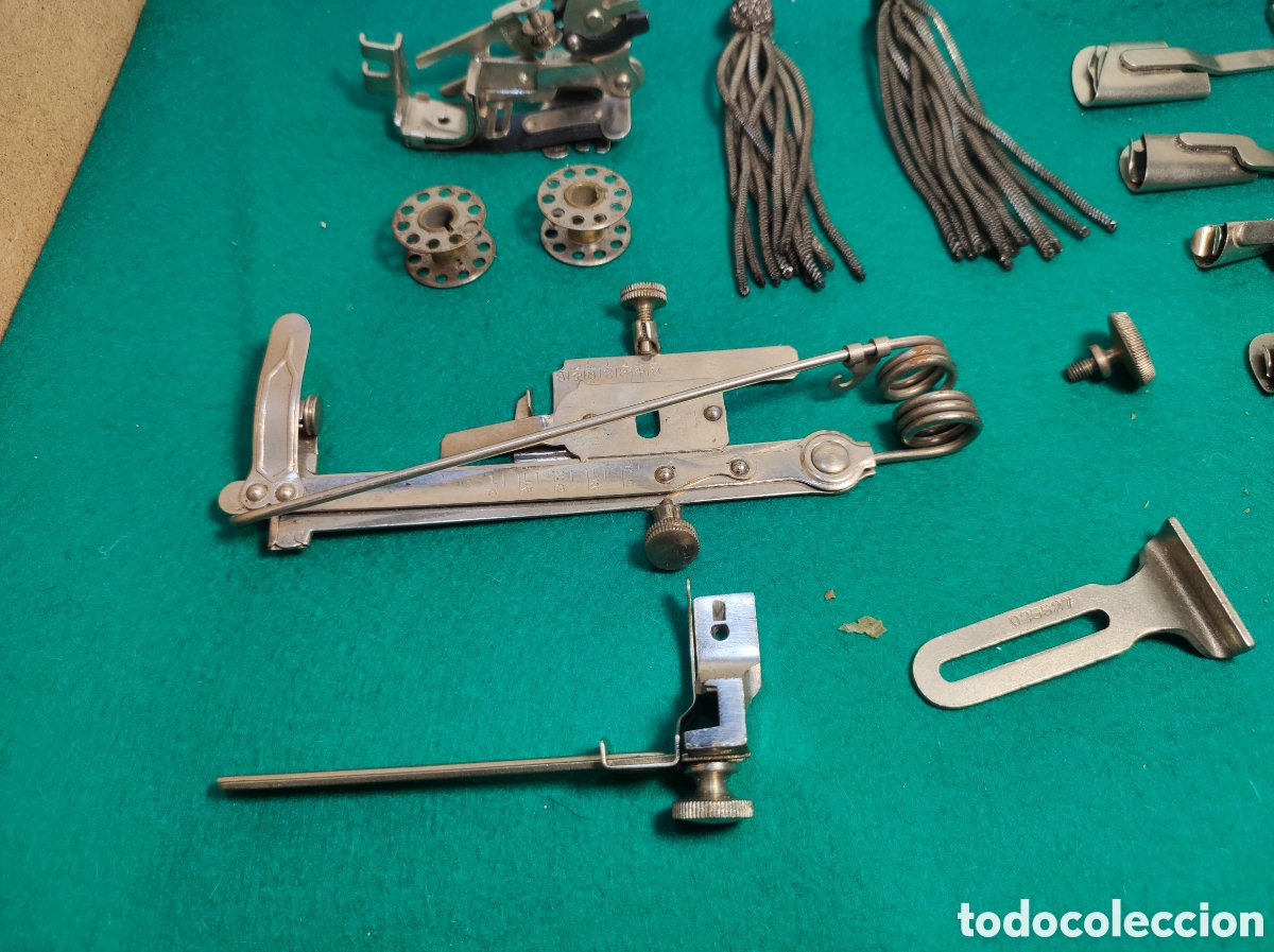 Antig&uuml;edades: 14 Accesorios SINGER 15 K C B - Foto 5