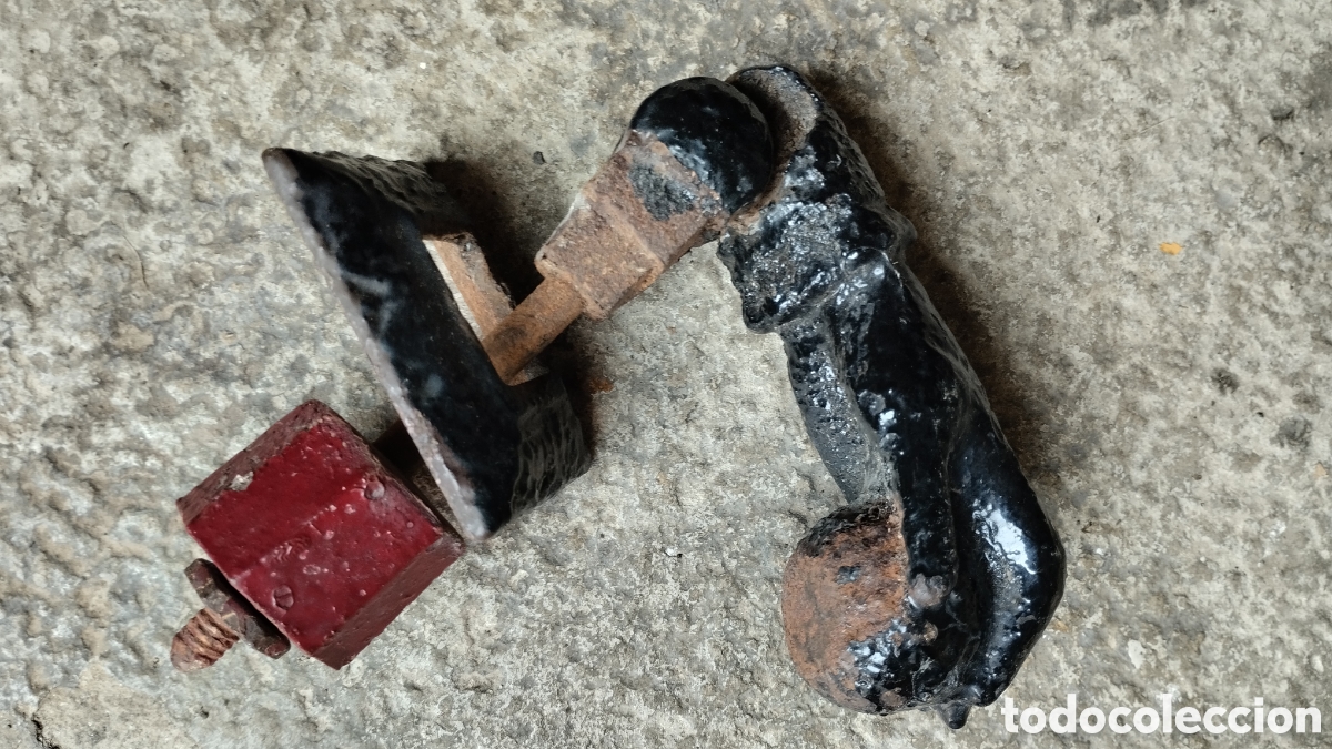 Antig&uuml;edades: ANTIGUA ALDABA MANO DE FATIMA DE FORJA - Foto 1