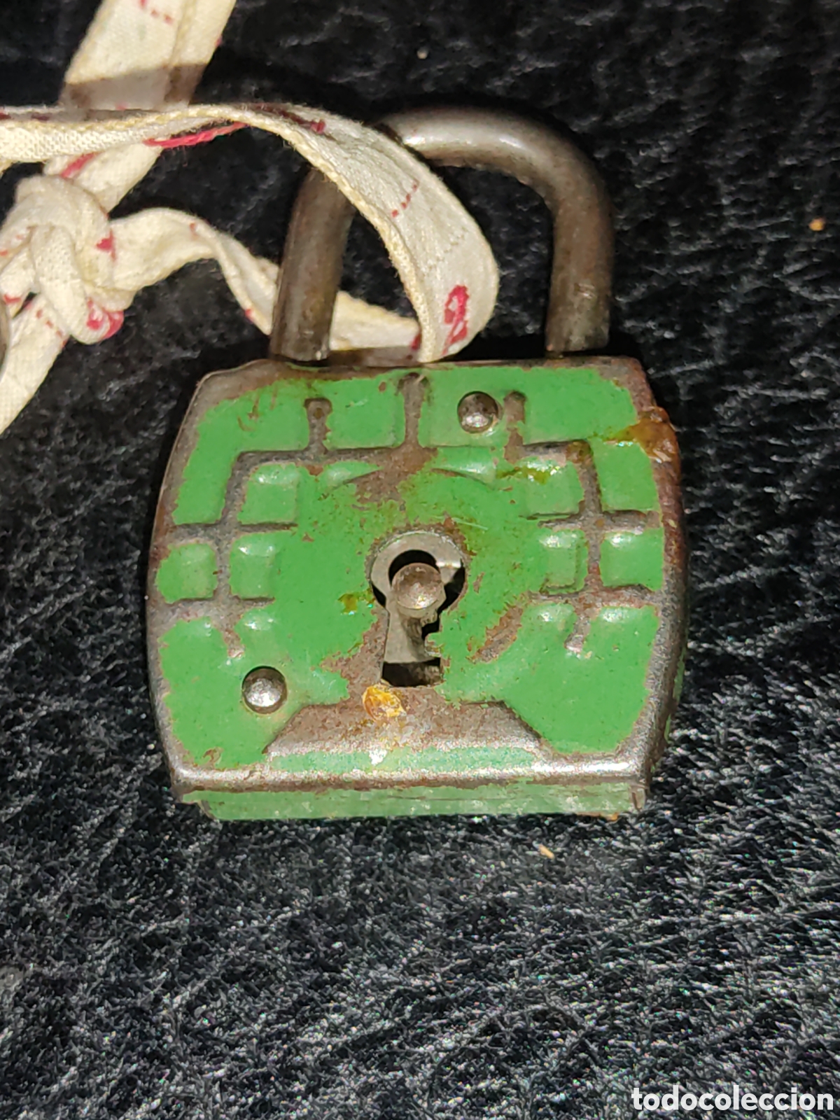 Antig&uuml;edades: Candado antiguo de hierro FTH - Foto 2