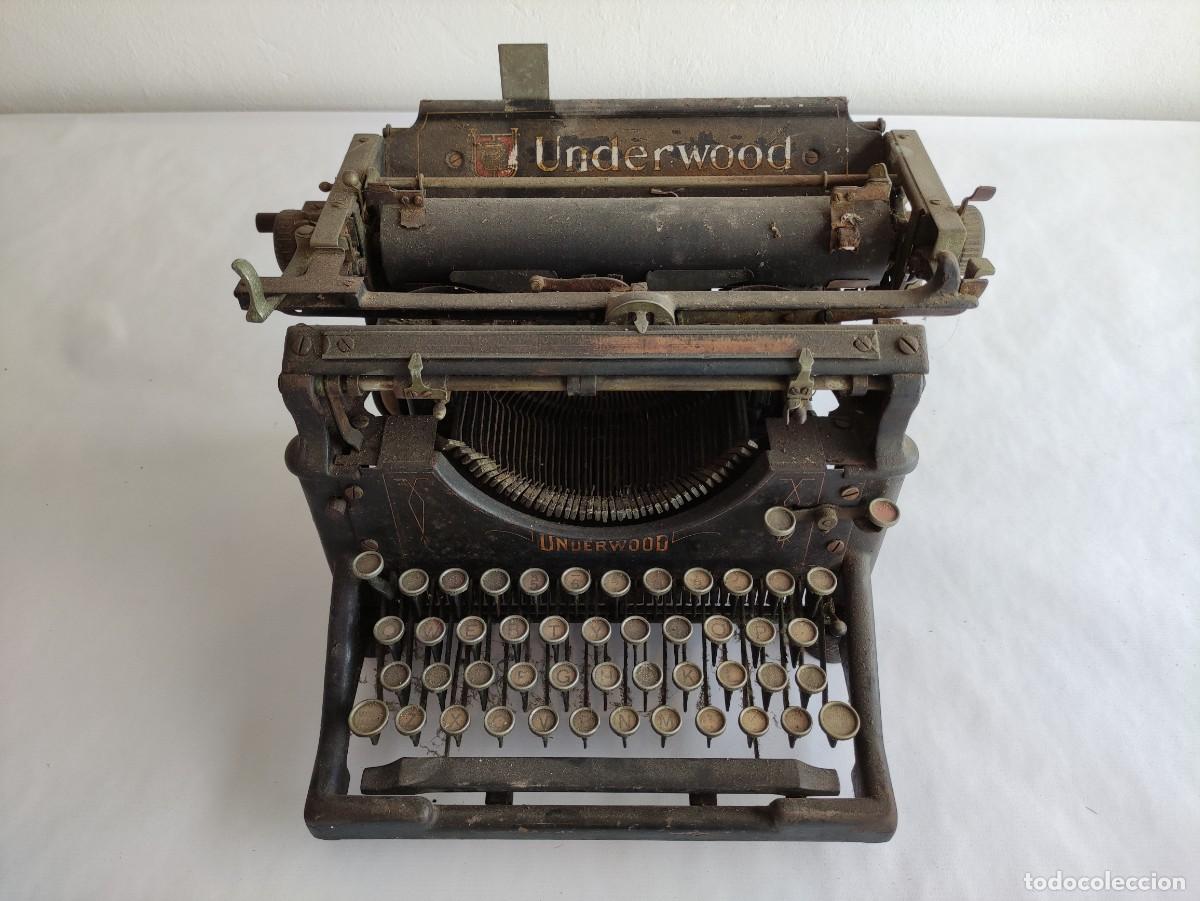 Antig&uuml;edades: M&aacute;quina de escribir Underwood - Foto 1