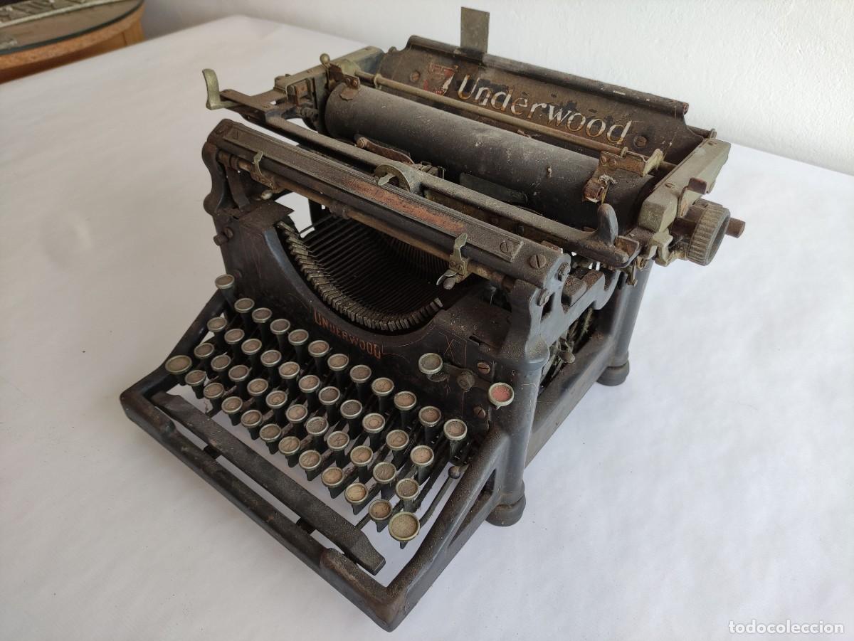 Antig&uuml;edades: M&aacute;quina de escribir Underwood - Foto 2
