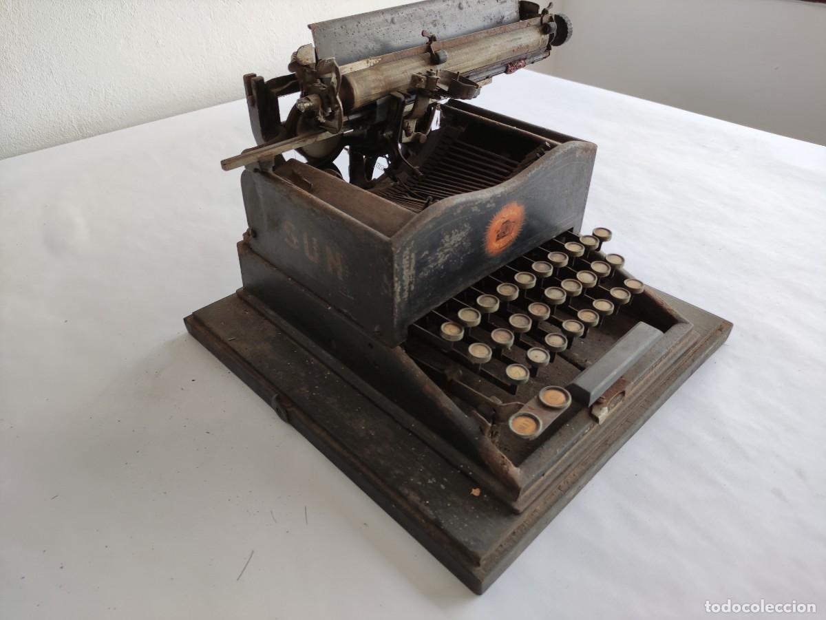 Antig&uuml;edades: M&aacute;quina de escribir The Sun - Foto 2