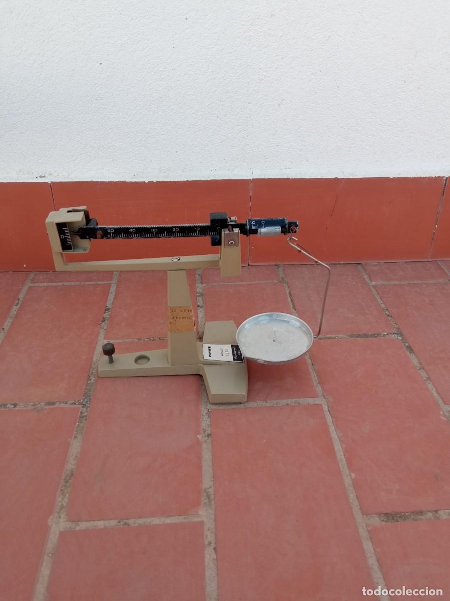Antig&uuml;edades: Magn&iacute;fica balanza antigua PHYWE 100g. - Foto 1