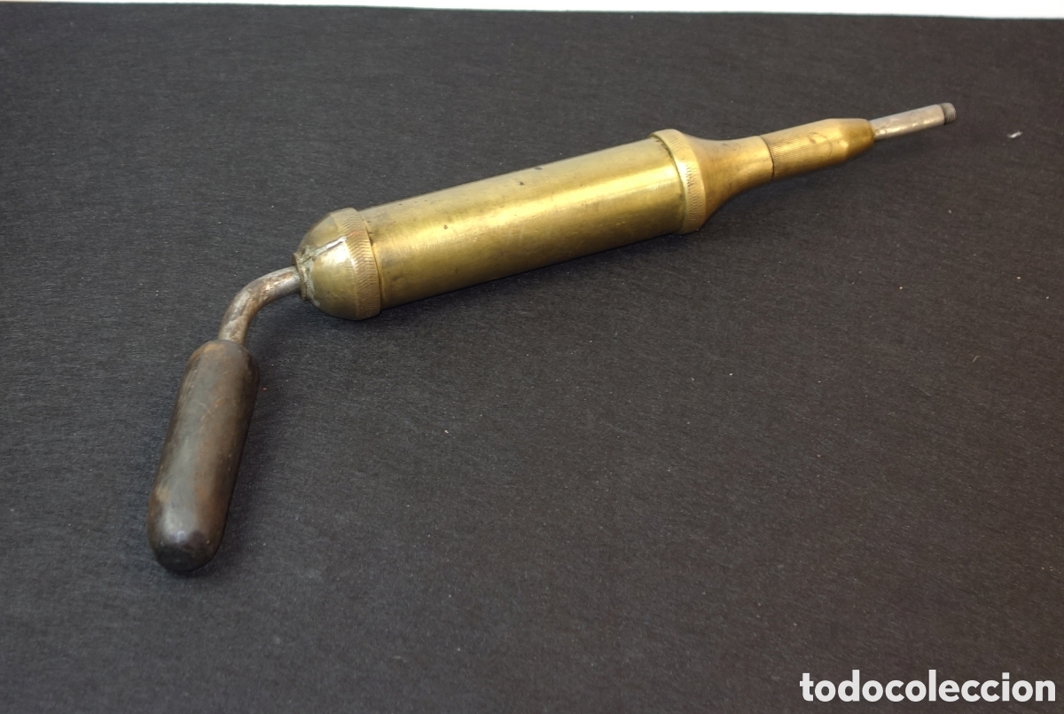 Antig&uuml;edades: Engrasador vintage de &eacute;mbolo bronce - Foto 1
