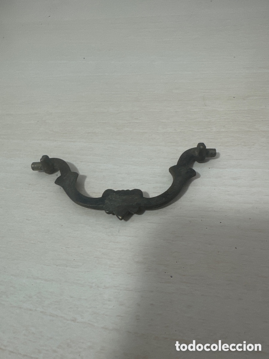Antig&uuml;edades: Lote de 7 tiradores de bronce - Foto 5