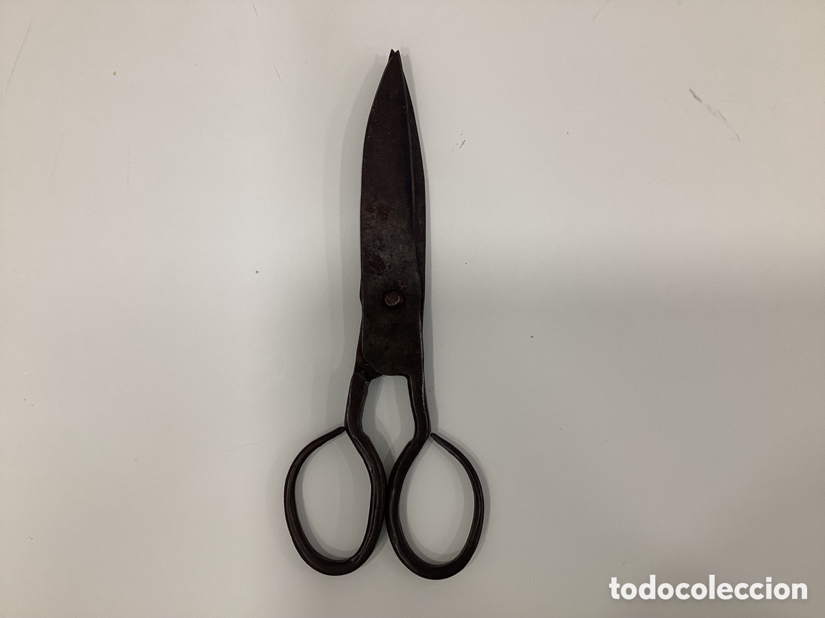 Antig&uuml;edades: Antiguas tijeras de hierro forjado - Foto 2