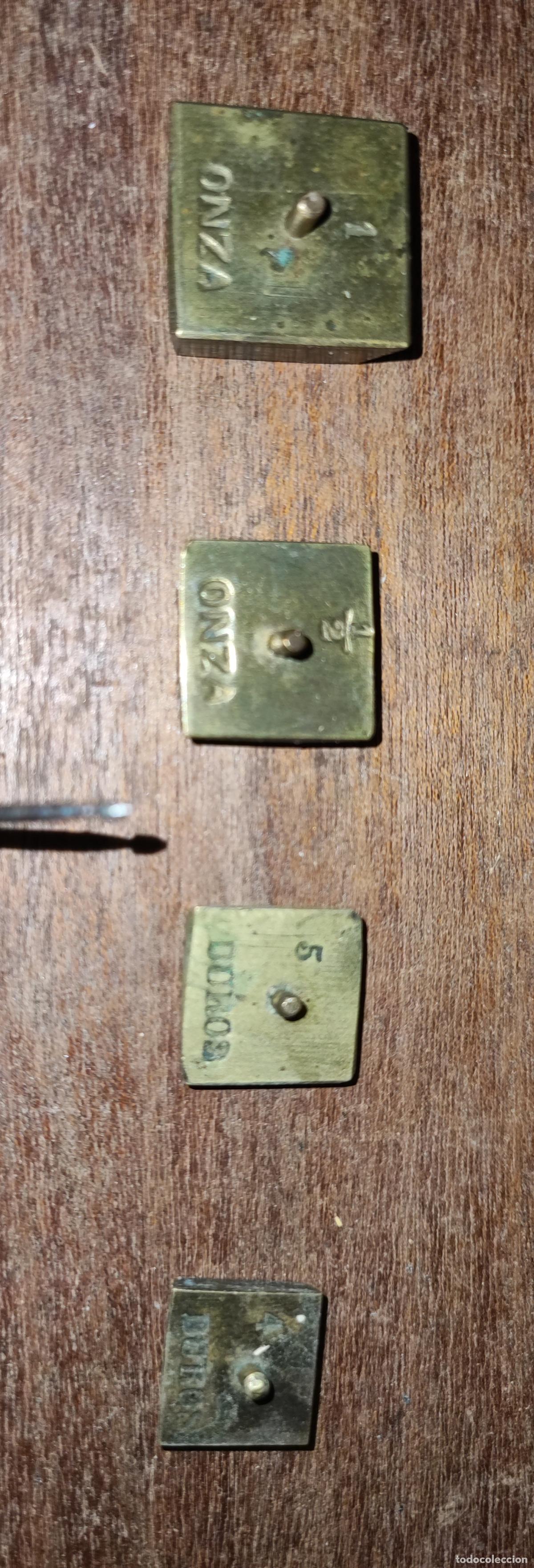 Antig&uuml;edades: ANTIGUA BALANZA MONETARIA EN CAJA - Foto 4