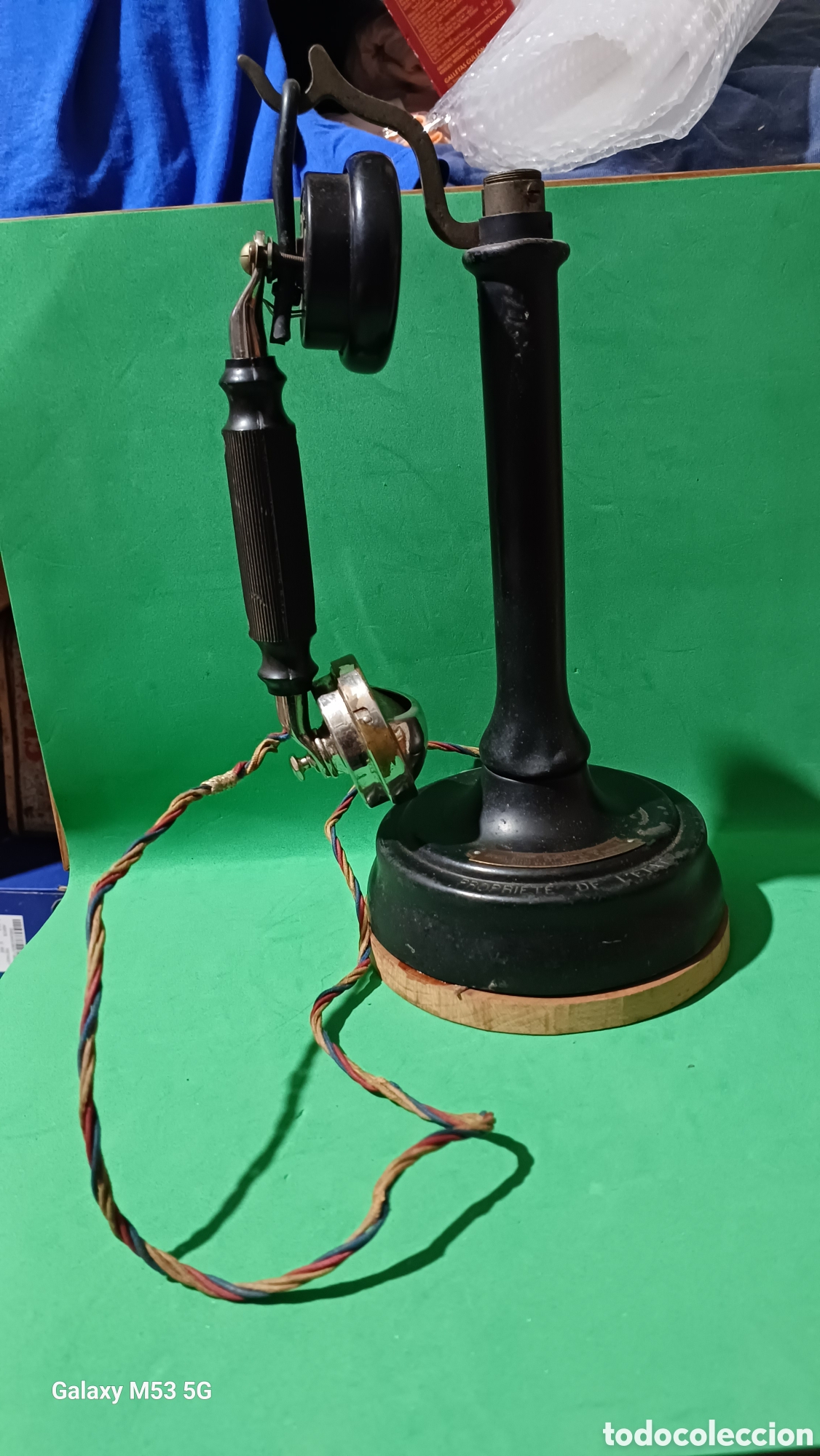 Tel&eacute;fonos: Tel&eacute;fono de candelabro - Foto 1