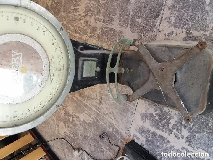 Antig&uuml;edades: bascula avery buen estado general - Foto 3