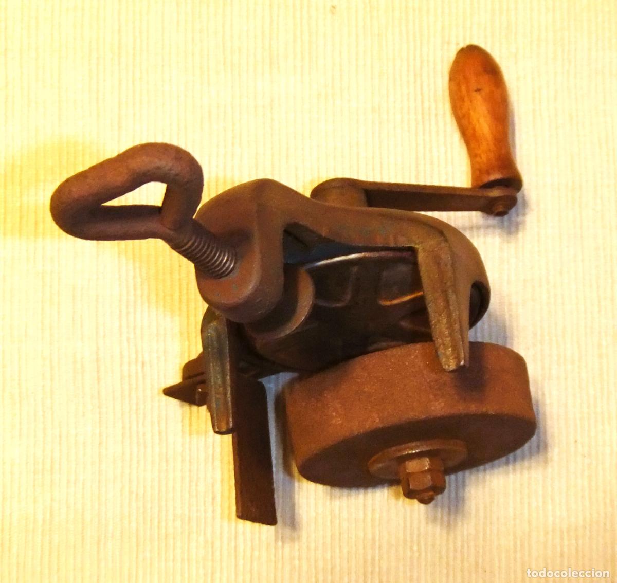Antig&uuml;edades: ANTIGUO ESMERIL, AMOLADORA MANUAL DE MESA GERMANY - Foto 6