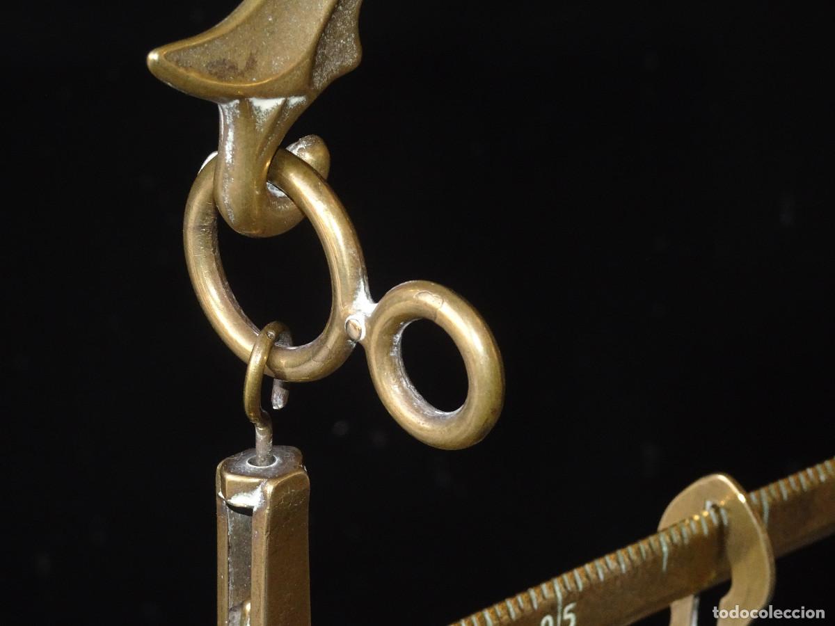 Antig&uuml;edades: Balanza / romana en bronce MDXL - Foto 4