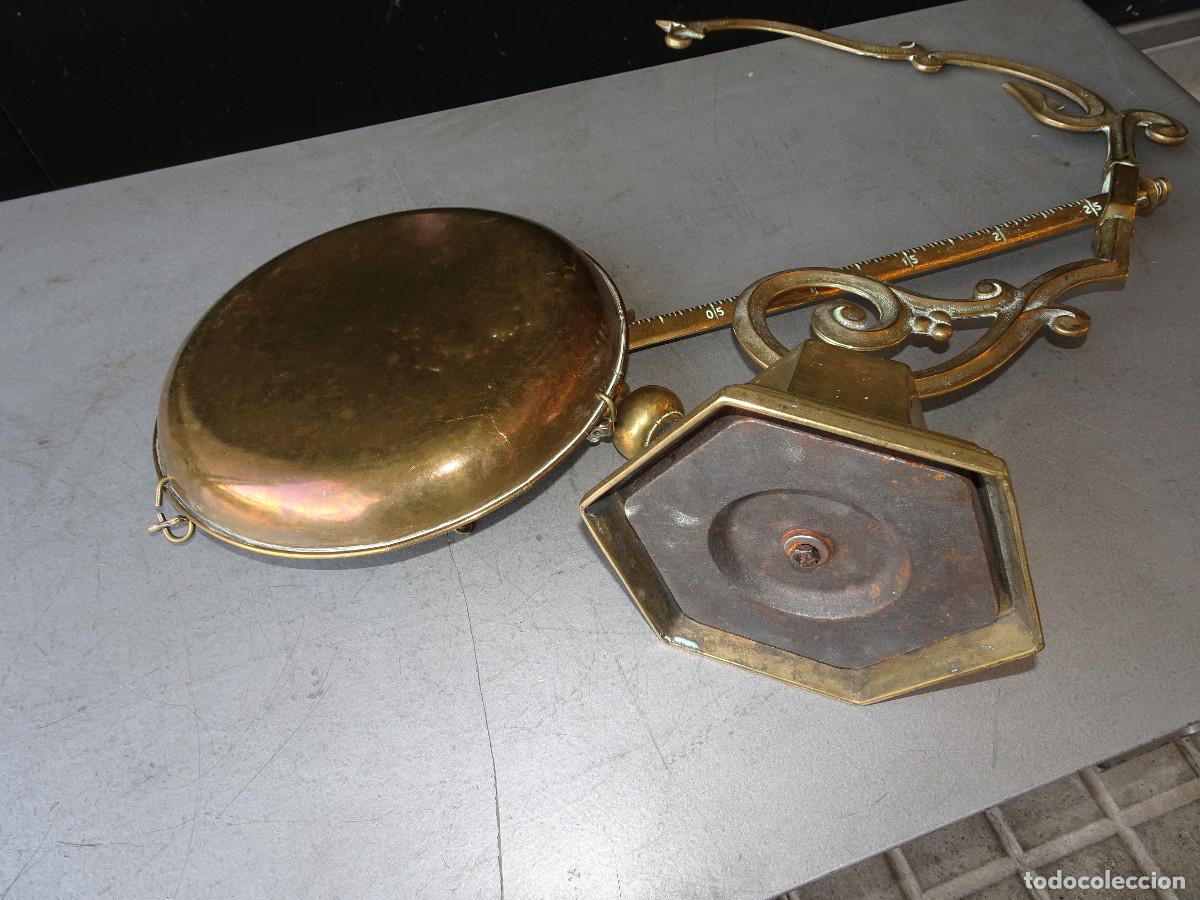 Antig&uuml;edades: Balanza / romana en bronce MDXL - Foto 9