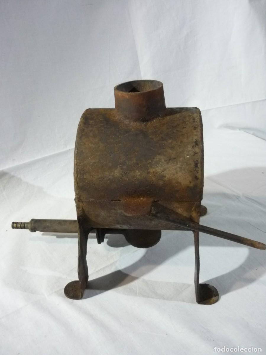 Antig&uuml;edades: Antiguo horno de hierro, interior de material refractario - Foto 2