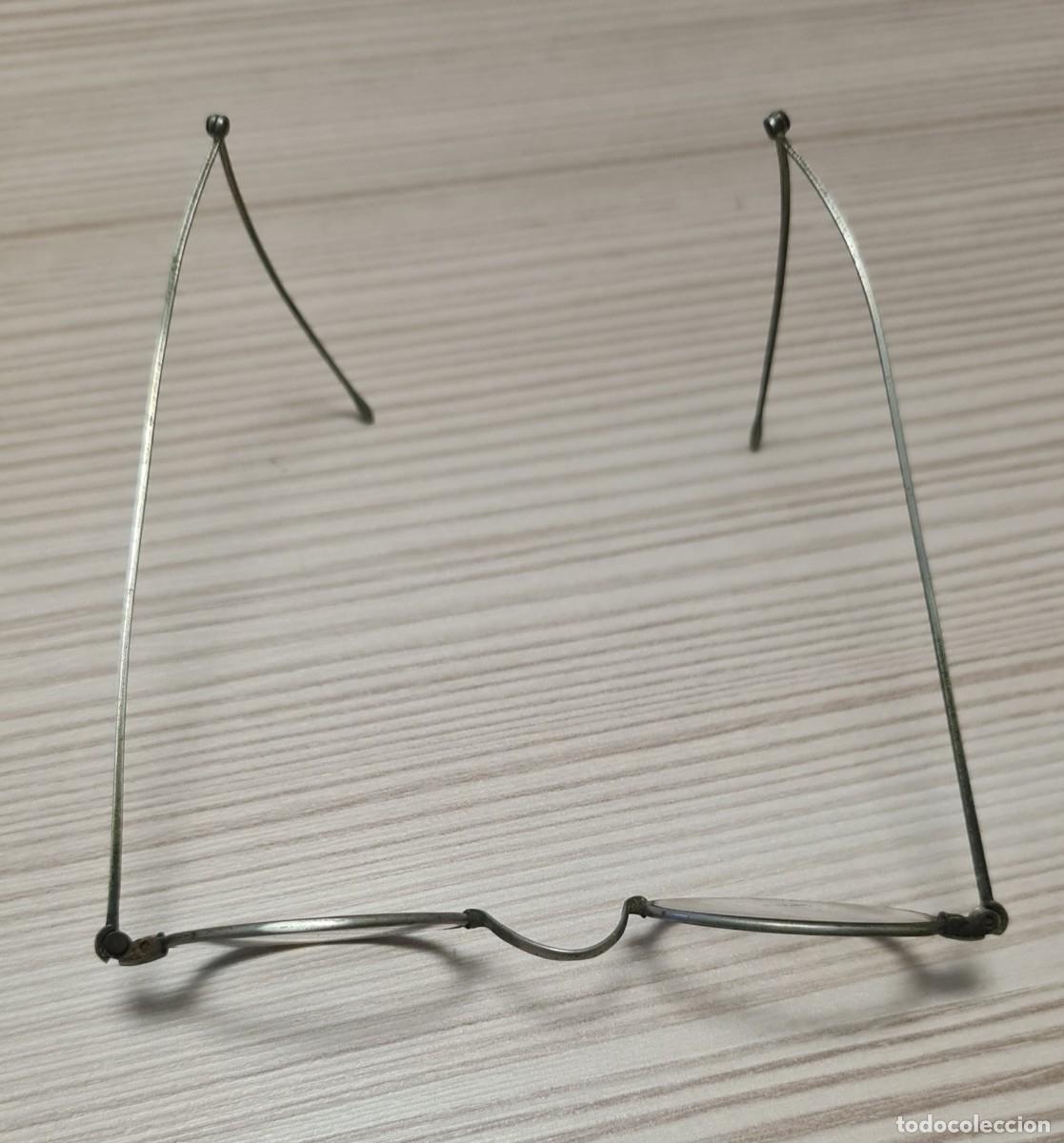 Antig&uuml;edades: Gafas antiguas plegables con funda de madera - Foto 3