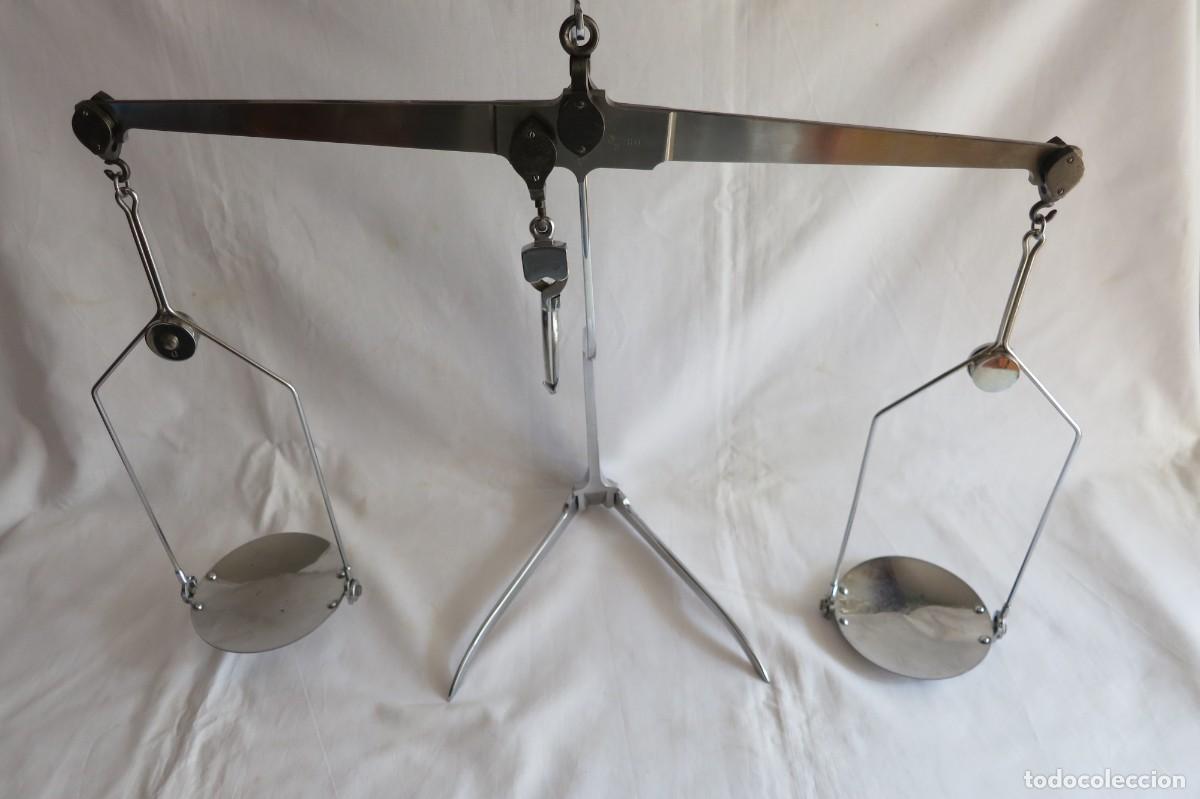 Antig&uuml;edades: Balanza de calibracion de pesas - Foto 2