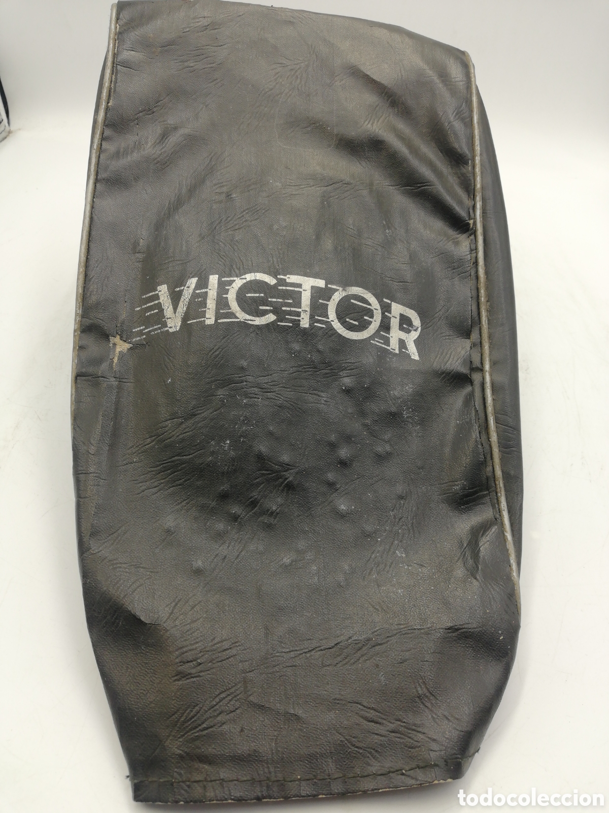 Antig&uuml;edades: Funda de m&aacute;quina de calcular Victor. - Foto 1