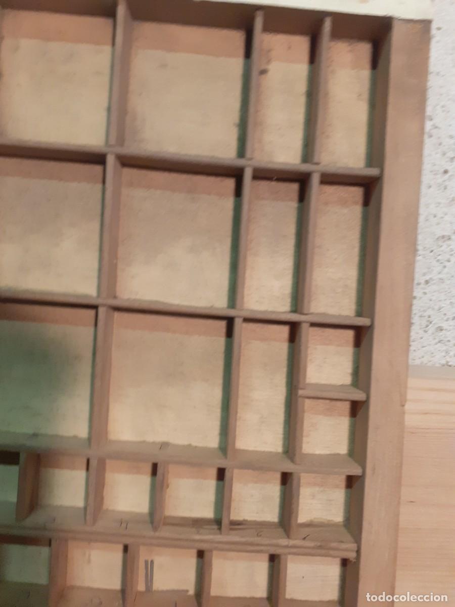 Antig&uuml;edades: Caj&oacute;n de madera de impresor - Foto 7