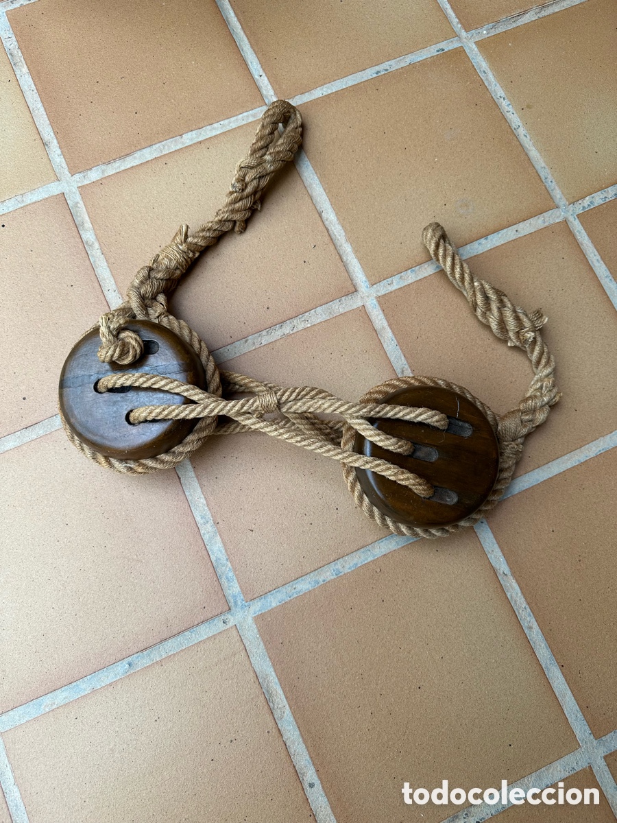 Antig&uuml;edades: Conjunto de poleas na&uacute;ticas velero cl&aacute;sico. - Foto 2