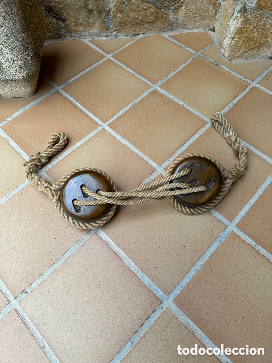 Antig&uuml;edades: Conjunto de poleas na&uacute;ticas velero cl&aacute;sico. - Foto 1