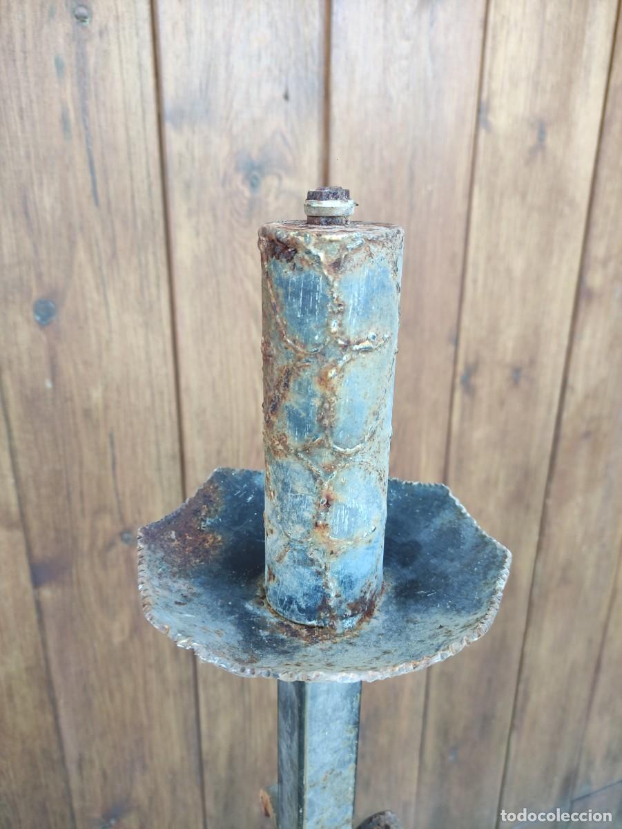 Antig&uuml;edades: Candelabro pascual hierro forjado - Foto 4
