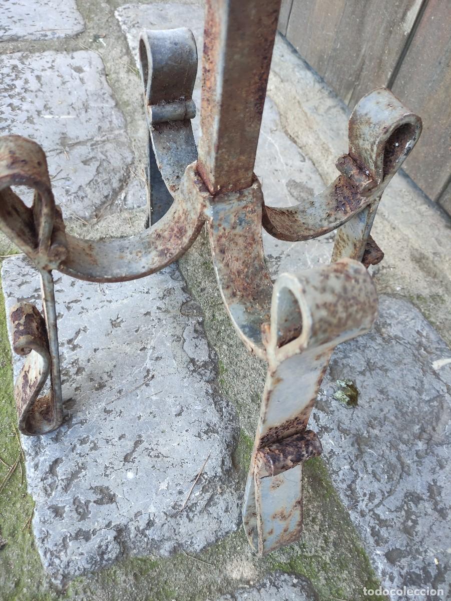 Antig&uuml;edades: Candelabro pascual hierro forjado - Foto 8