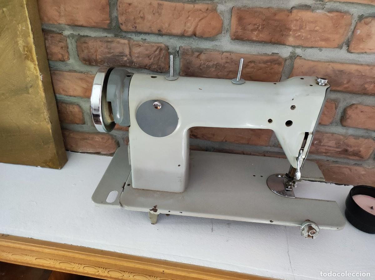 Antig&uuml;edades: M&aacute;quina de coser sigma - Foto 2