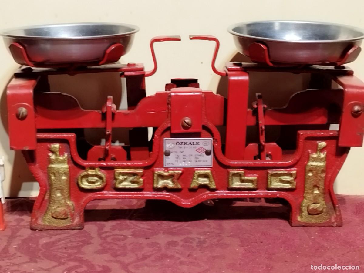 Antig&uuml;edades: BALANZA OZKALE DE 1 KILO - COLOR ROJO - - Foto 2