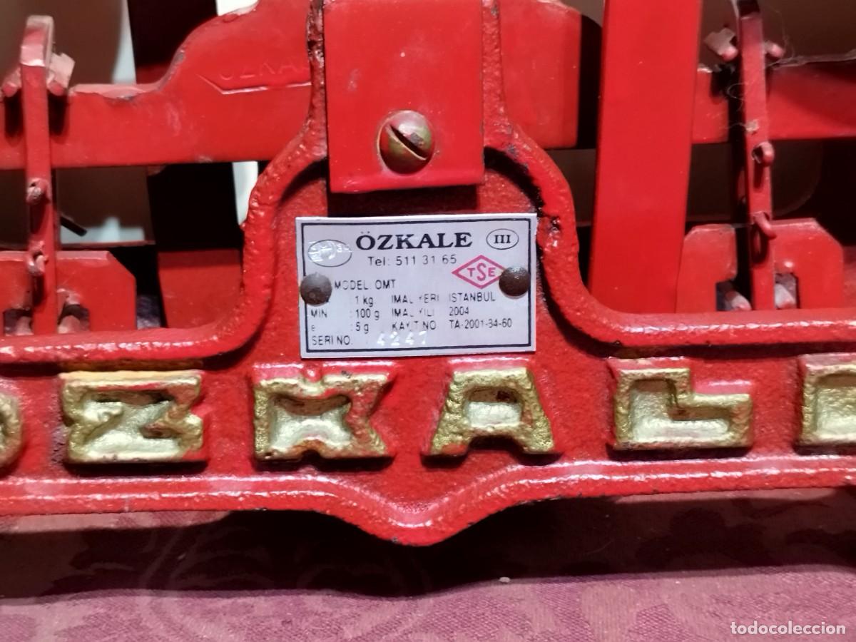 Antig&uuml;edades: BALANZA OZKALE DE 1 KILO - COLOR ROJO - - Foto 3