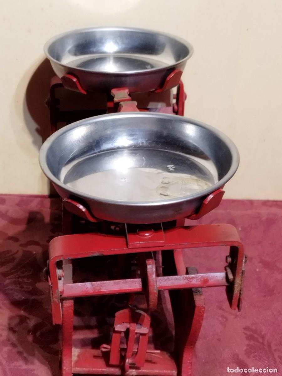 Antig&uuml;edades: BALANZA OZKALE DE 1 KILO - COLOR ROJO - - Foto 9