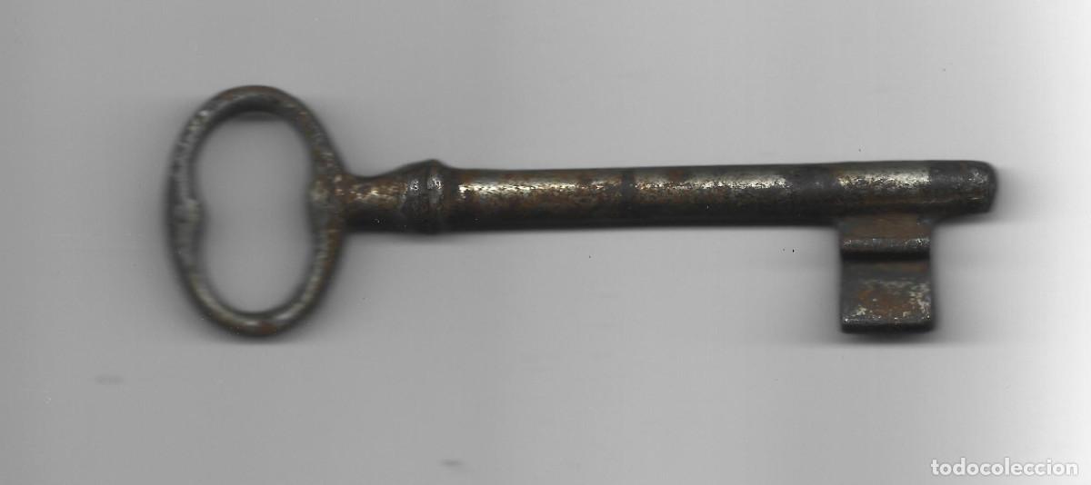 Antig&uuml;edades: ANTIGUA LLAVE DE FORJA - Foto 2