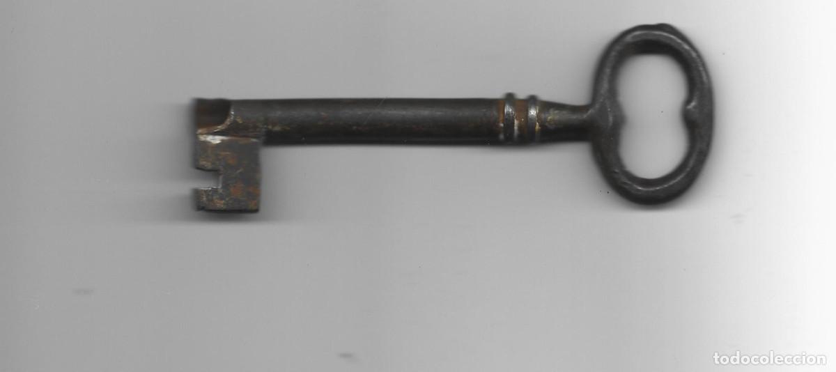 Antig&uuml;edades: ANTIGUA LLAVE DE FORJA - Foto 2