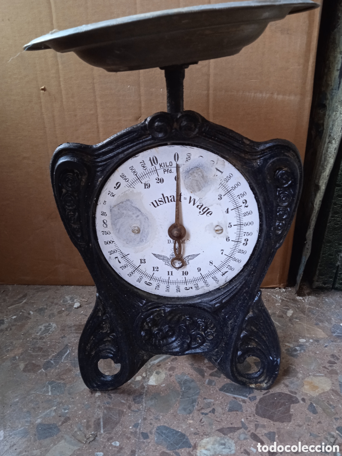 Antig&uuml;edades: Pesa de plato antigua - Foto 1
