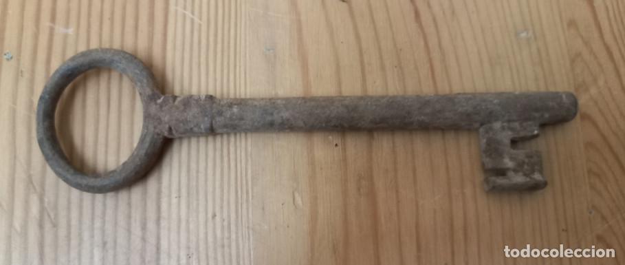 Antig&uuml;edades: LLAVE ANTIGUA DE FORJA, 13,5 CM - Foto 2