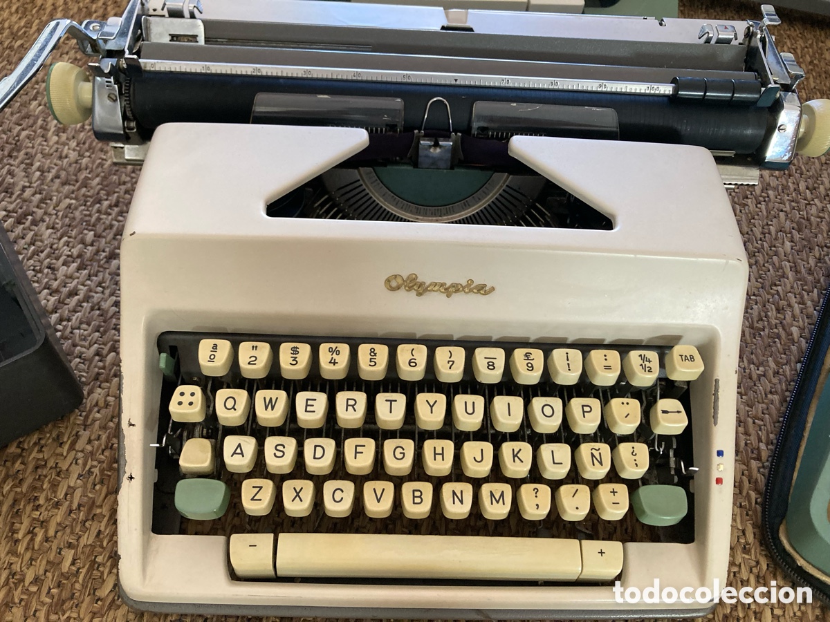 Antig&uuml;edades: M&aacute;quina de escribir Olympia - Foto 2