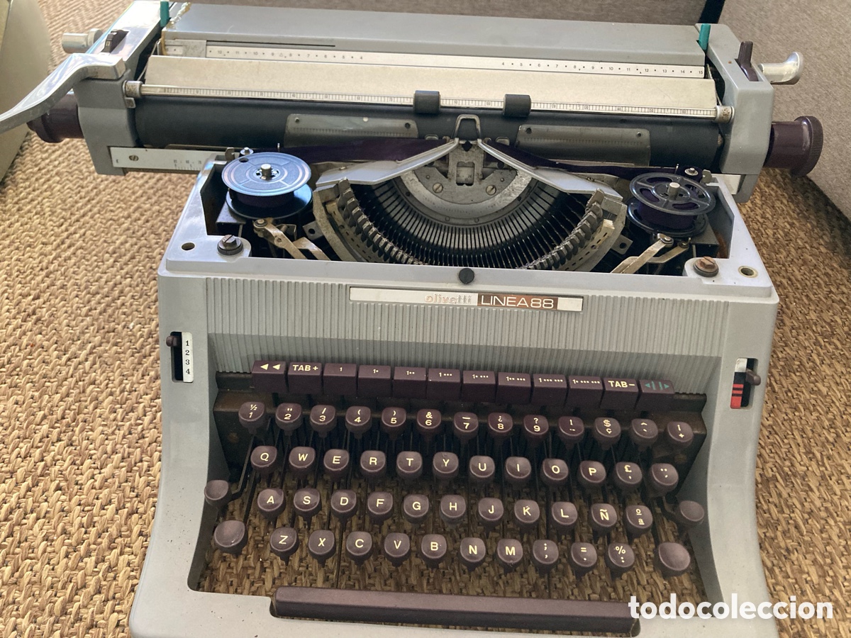Antig&uuml;edades: M&aacute;quina Olivetti l&iacute;nea 88 - Foto 2