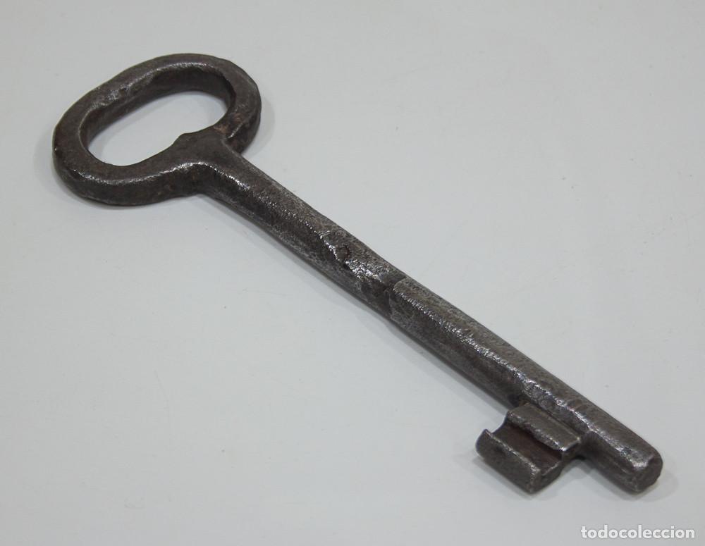 Antig&uuml;edades: ANTIGUA LLAVE DE PUERTA. SIGLO XIX. - Foto 1