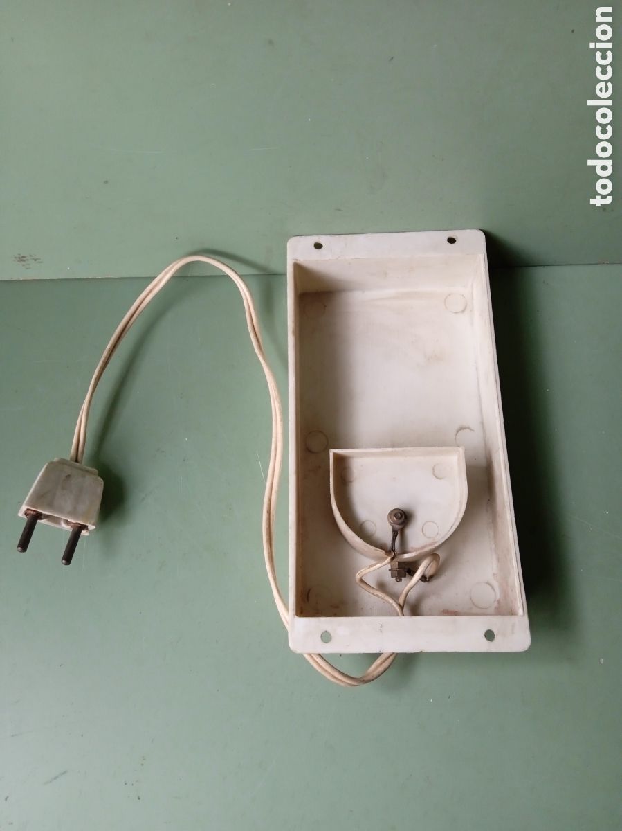 Antig&uuml;edades: ANTIGUO COMPRABADOR DE BOMBILLAS - OSRAM - DE PARED - Foto 2